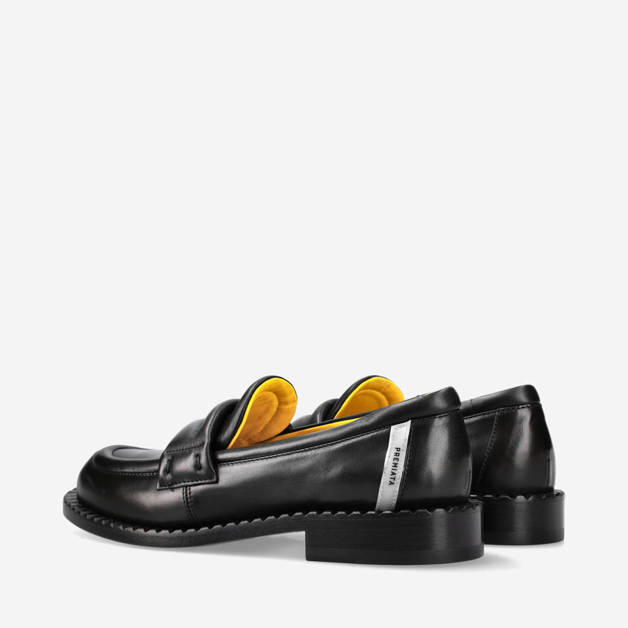 Premiata Mocassini Deb M6667B in nappa Italia