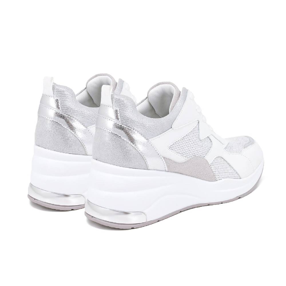 Queen Helena Sneakers – X26-34 Fino al 65% di sconto