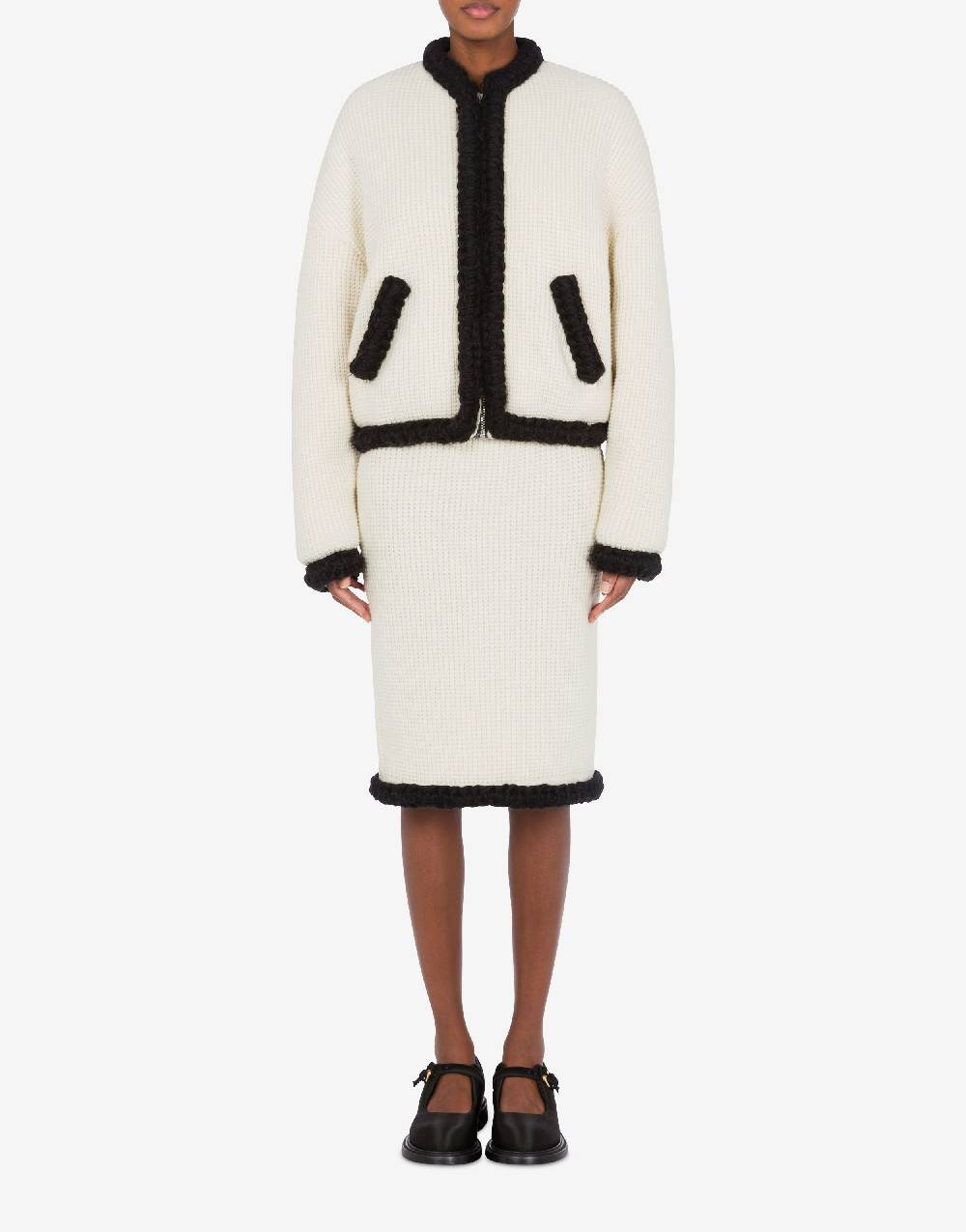 Love Moschino Giacca corta in lambswool superfine Nuovo
