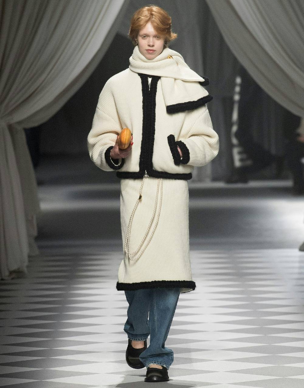 Love Moschino Giacca corta in lambswool superfine Nuovo