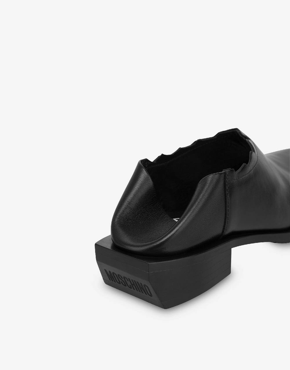 Love Moschino Shootie Cuban Heel In Linea