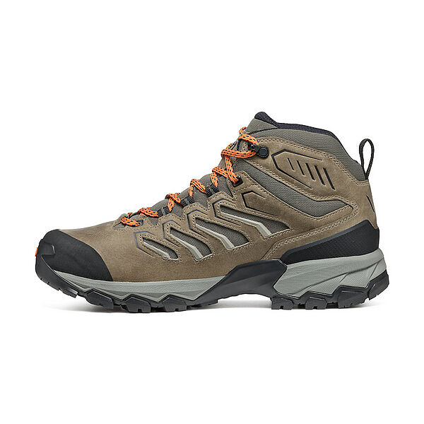 Scarpa MORAINE MID GTX The first mid hiking boot In Linea