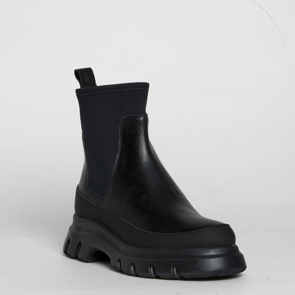 Sorelle Perego chelsea boot pelle nero 2025