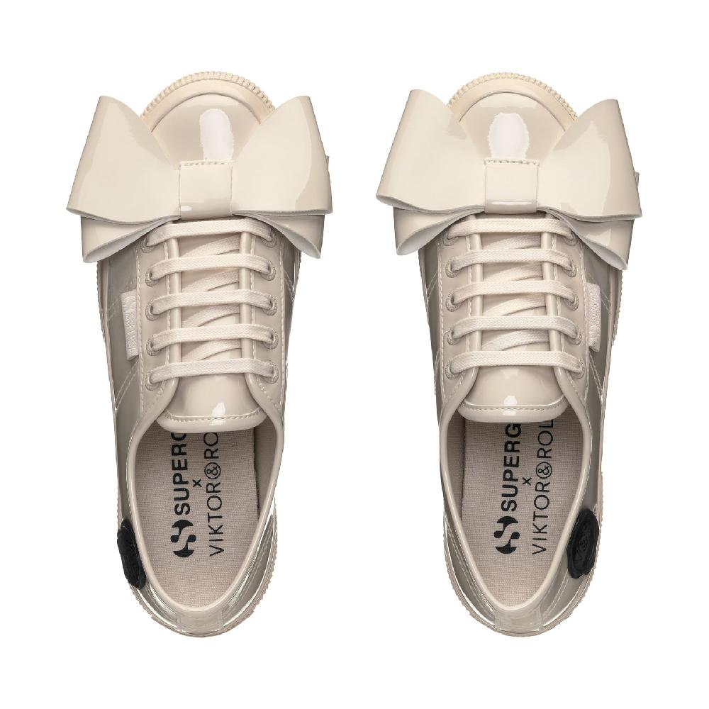 Superga 2750 VEGAN PATENT MATERIALBEIGE Offerta temporanea