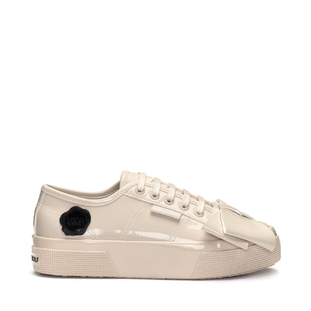 Superga 2740 PLATFORM VEGAN PATENT MATERIALBEIGE Offerte esclusive