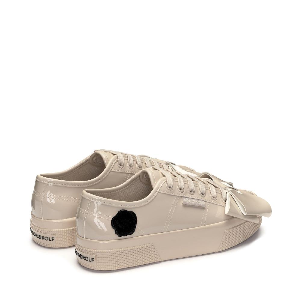 Superga 2740 PLATFORM VEGAN PATENT MATERIALBEIGE Offerte esclusive