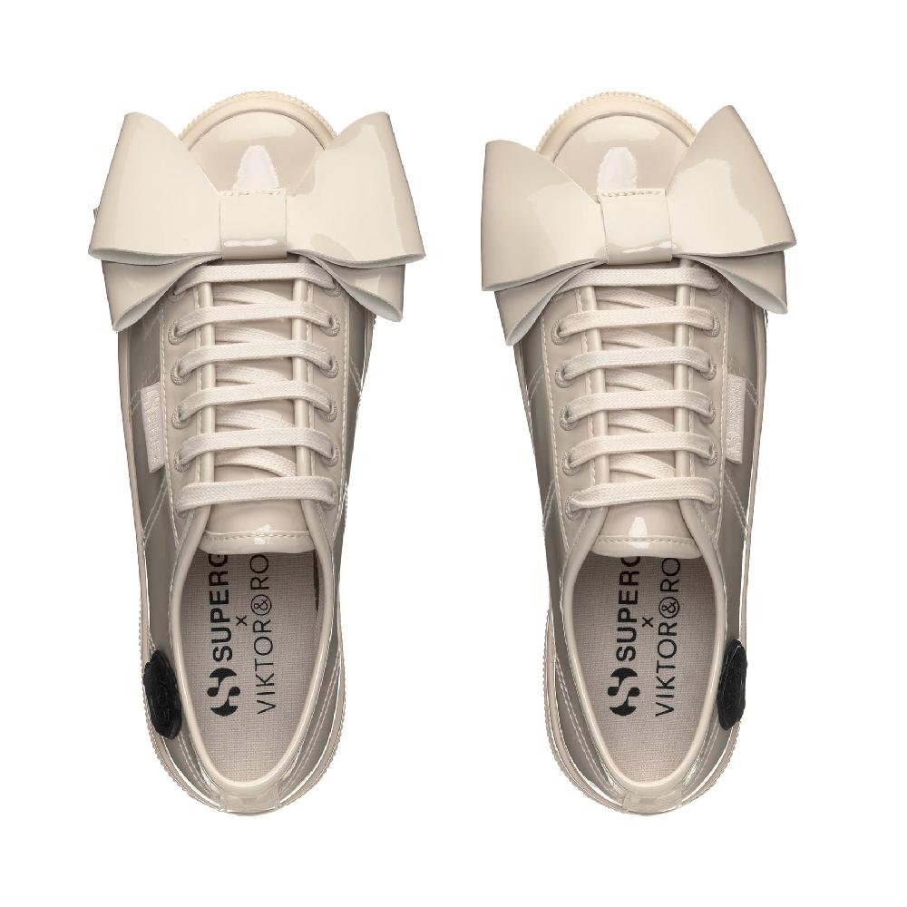 Superga 2740 PLATFORM VEGAN PATENT MATERIALBEIGE Offerte esclusive