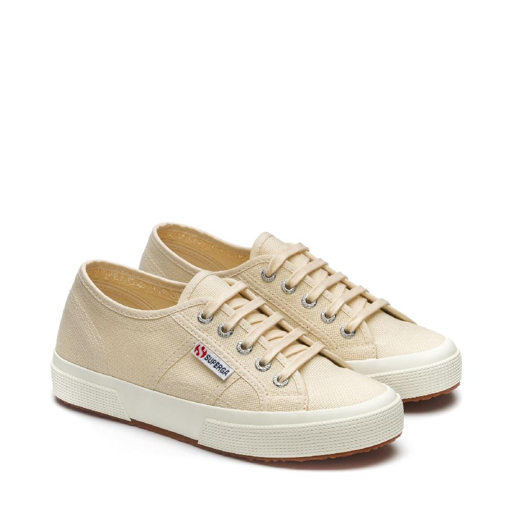 Superga 2750 NEW PLUSBEIGE LT EGGSHELL-F AVORIO Offerta