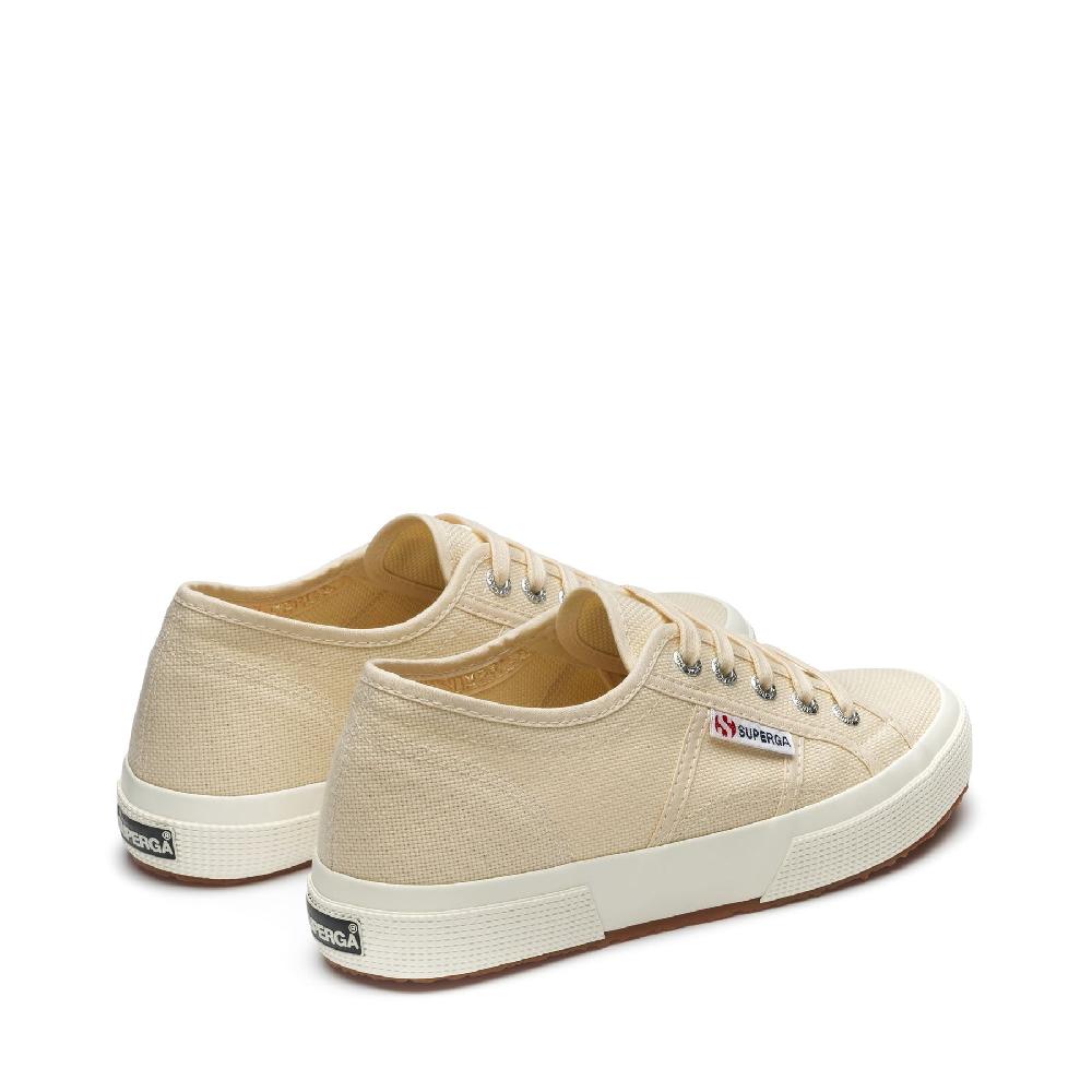 Superga 2750 NEW PLUSBEIGE LT EGGSHELL-F AVORIO Offerta