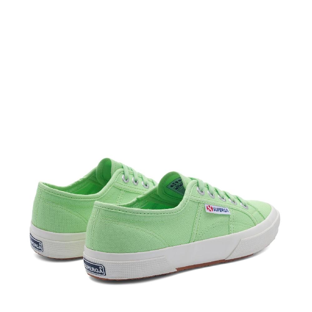 Superga 2750-COTU CLASSICGREEN LT-FAVORIO Comprane uno, ottenene uno gratis