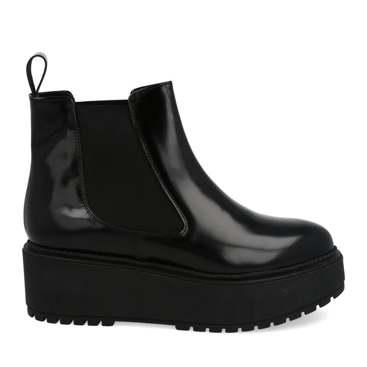 Uma Parker Glossy Beatles Wedge Novità